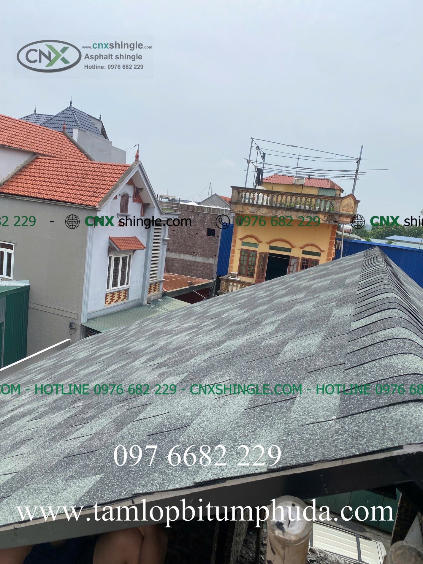 Cong trinh nha o hien dai lop ngoi bitum phu da CNX mau xám xanh 3D
