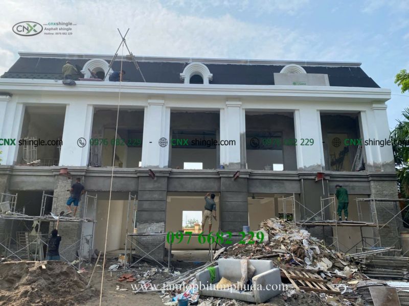 Thi Công Ngói Bitum CNX Tại Nhà Văn Hóa Thượng Cát